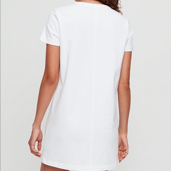 Aritzia Alvena Dress - Picture 2 of 6